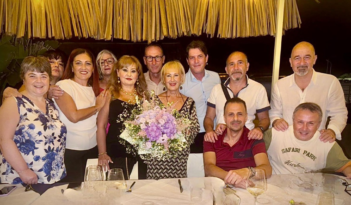 Dopo quarant'anni ancora insieme gli ex alunni della terza M "Romagnoli"  - 