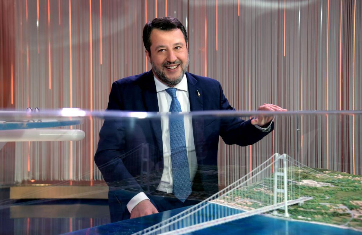 Ponte Stretto, Salvini “E’ l’esatto opposto del reddito di cittadinanza” - 