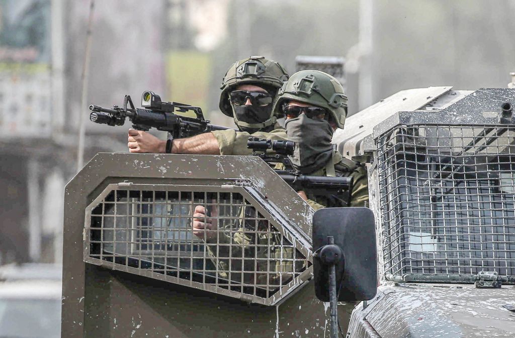 Esercito israeliano inizia la prima fase dell’invasione di Gaza City - 