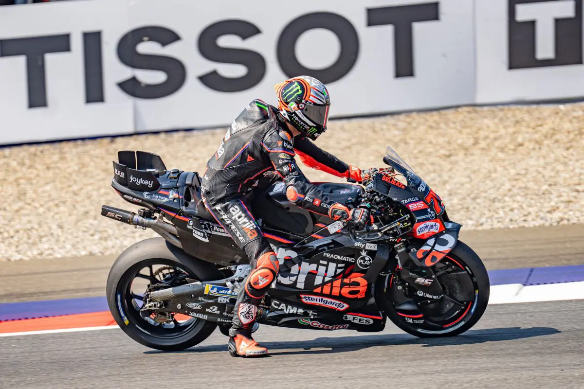 Bezzecchi in pole a Spielberg, Alex Marquez e Bagnaia in 1^ fila - 