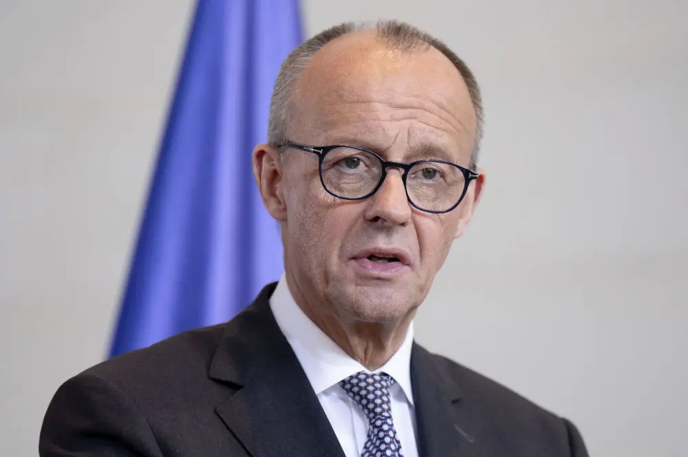 Merz “La Germania sospende export di armi a Israele” - 