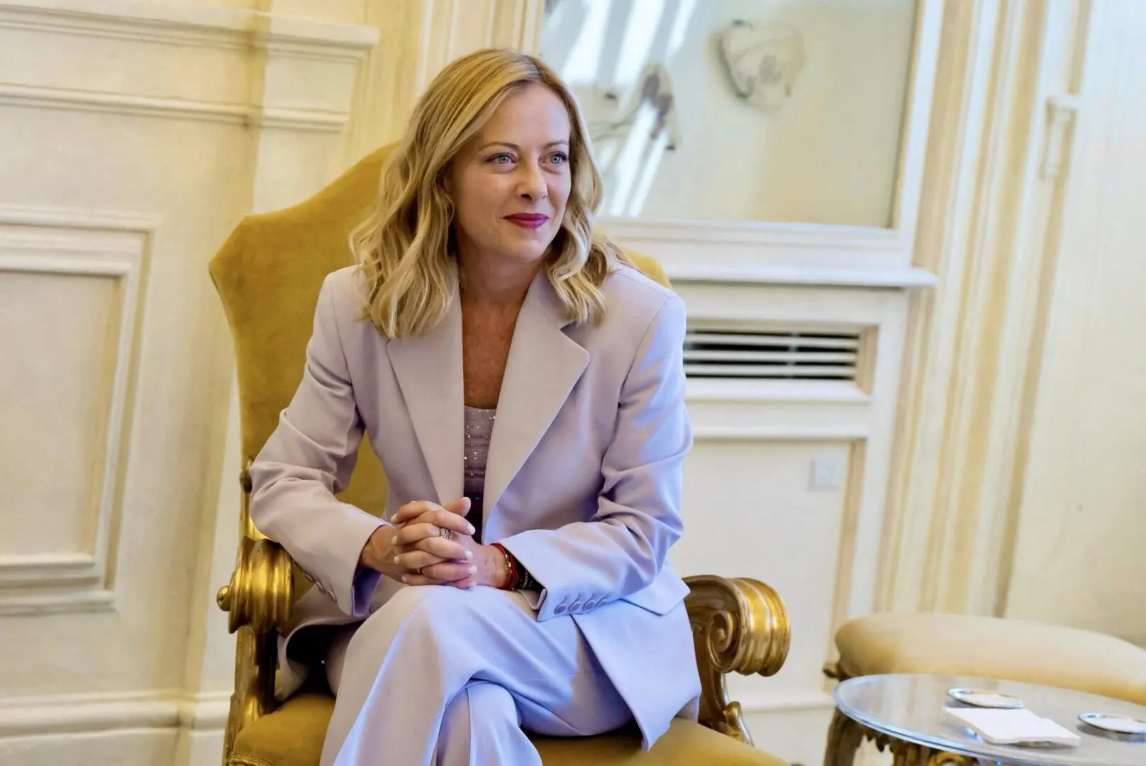 Meloni a Washington per il vertice con Trump e Zelensky - 