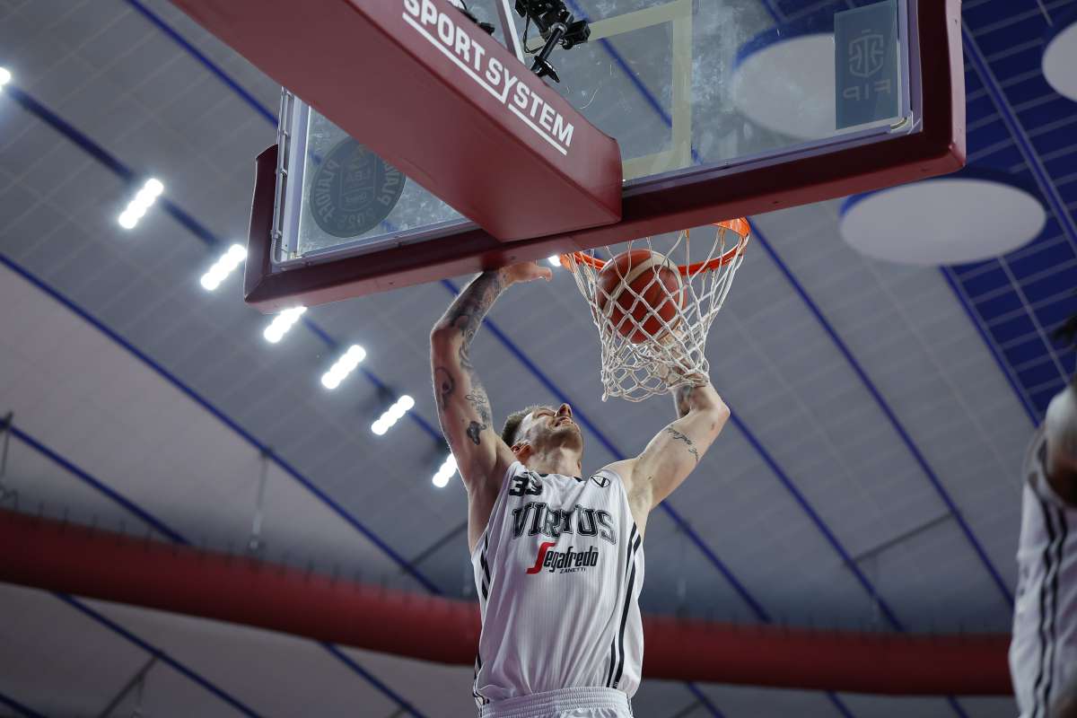 Polonara riabbraccia Sassari “Felice e onorato di tornare a casa” - 