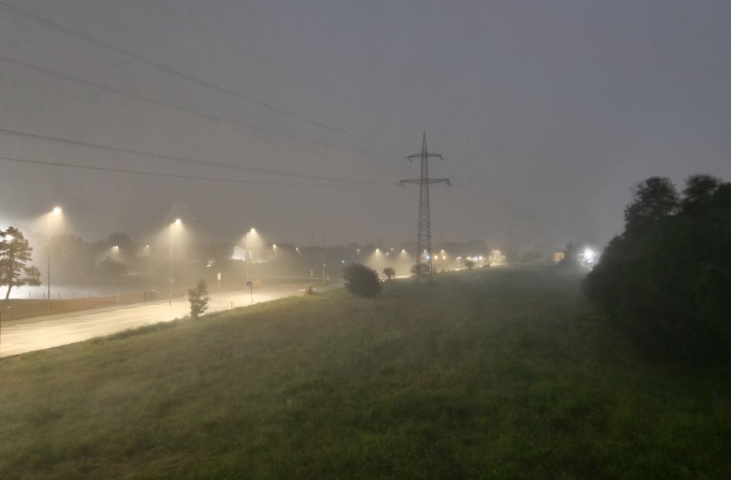 Violenti temporali in Romagna, allagamenti e treni cancellati - 