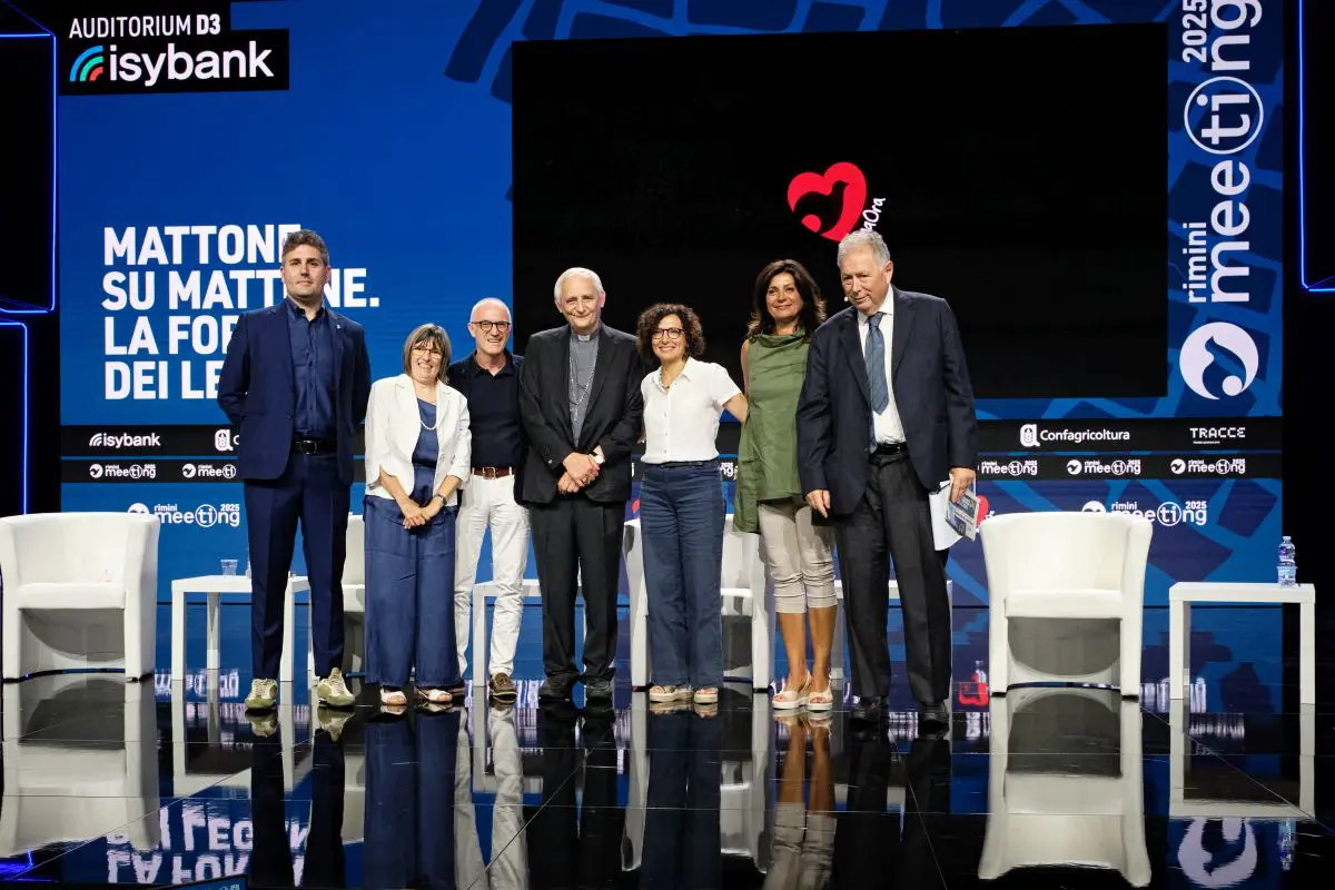 “Mattone su mattone”. La sussidiarietà al Meeting di Rimini - 