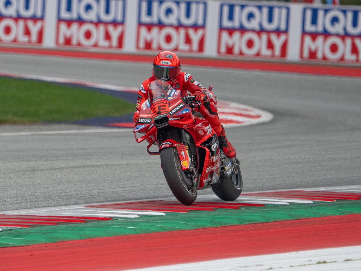 Marc Marquez vince anche in Austria, Bezzecchi sul podio - 