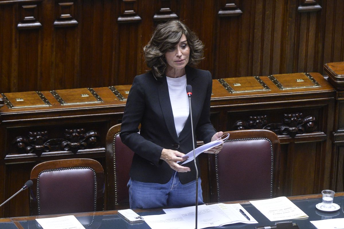 Università, Bernini “9,4 mld per il Fondo di Finanziamento Ordinario” - 