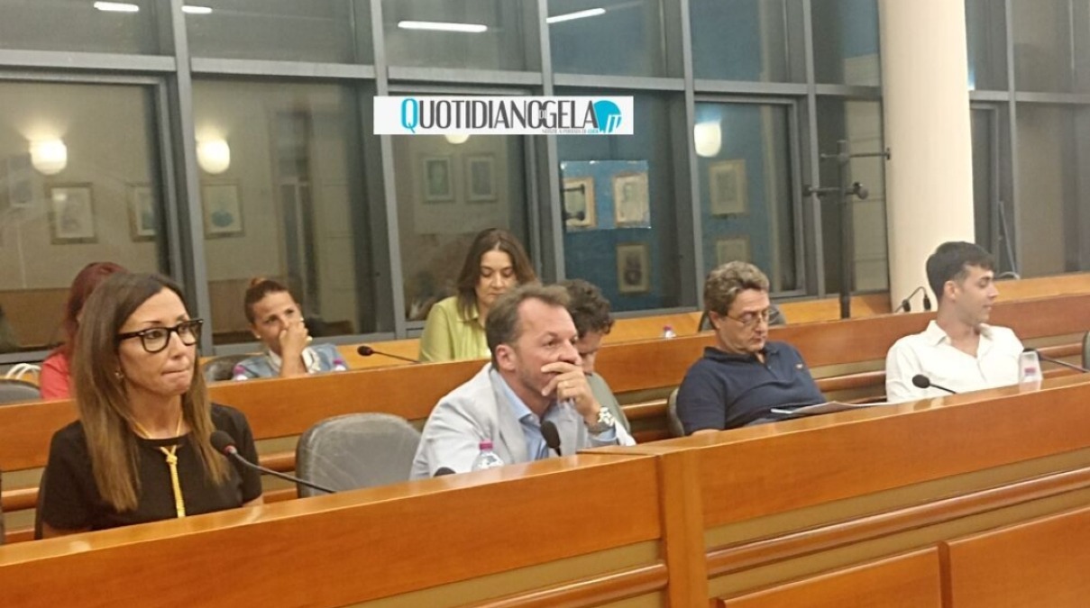 Annullamento cartelle esattoriali, maggioranza: "Irricevibile, non si ricada negli errori del dissesto" - 