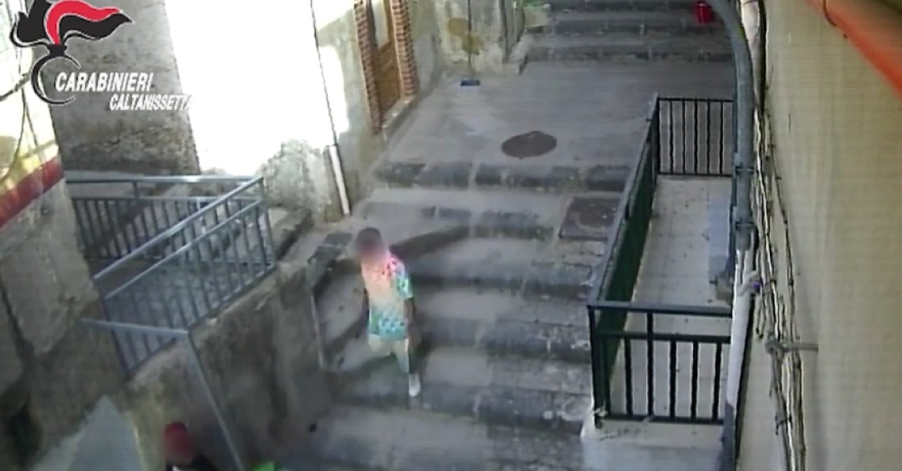 Sparatoria a Riesi, ferita anche una gelese: cinque arresti, coinvolta la giovane  - 