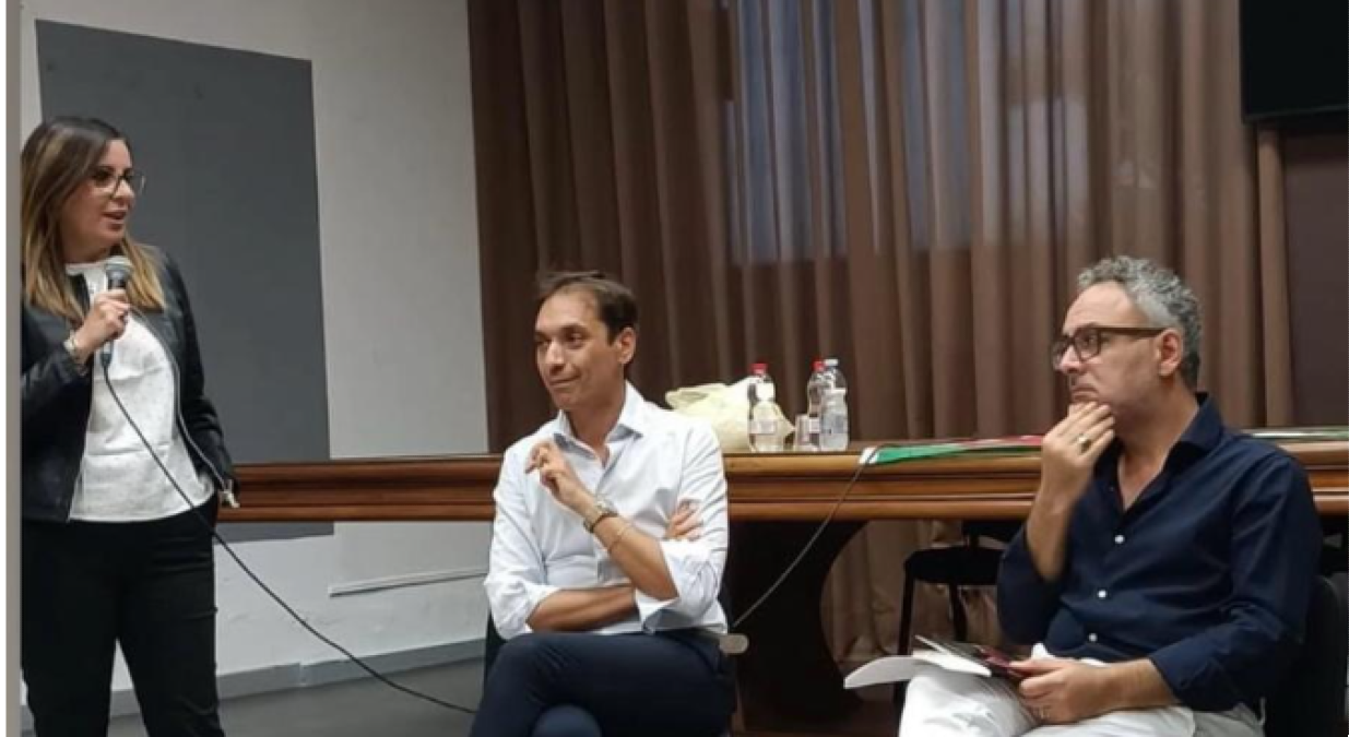 Successo alla Pinacoteca  per la presentazione di "Abbassa la voce…" di Sergio Buttigé - 