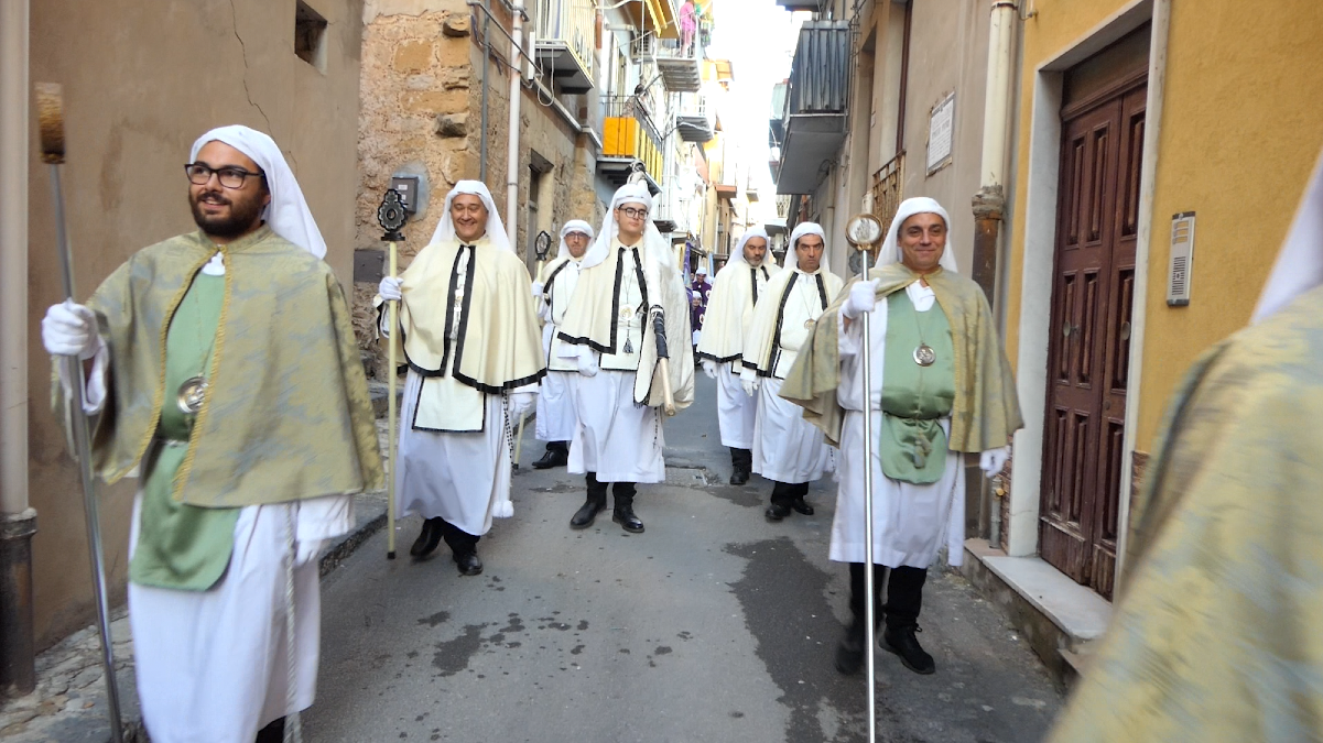 Oltre 800 confrati a Butera per il XII cammino diocesano - 