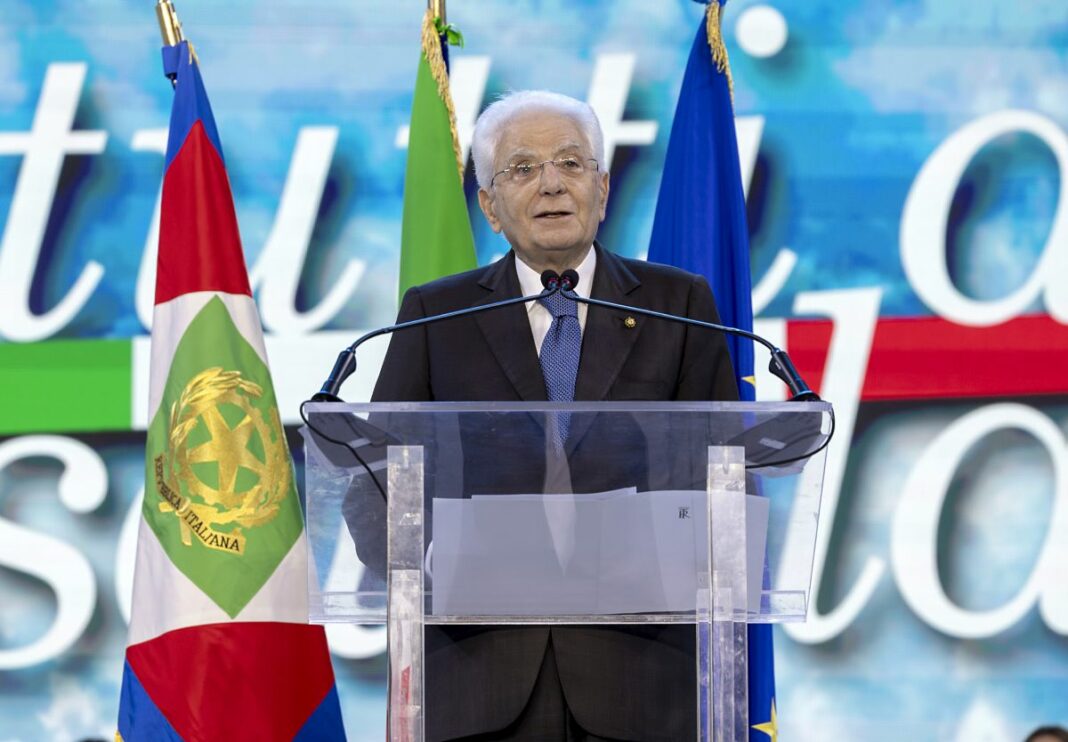 Mattarella “Social possono essere armi, bullismo va contrastato” - 