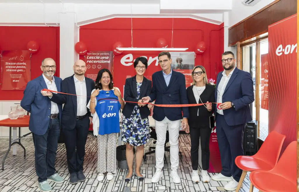 E.ON, nuovo Punto a Pietra Ligure e spiagge pulite a Savona - 