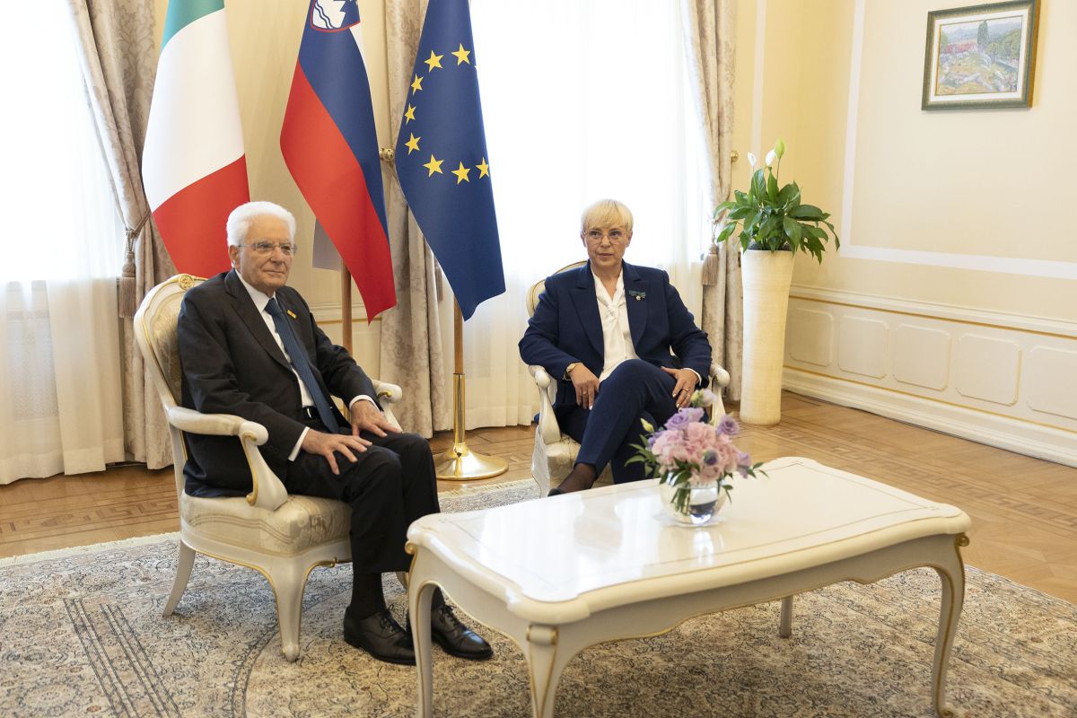 Mattarella “Si rischia di scivolare in un baratro di violenza” - 