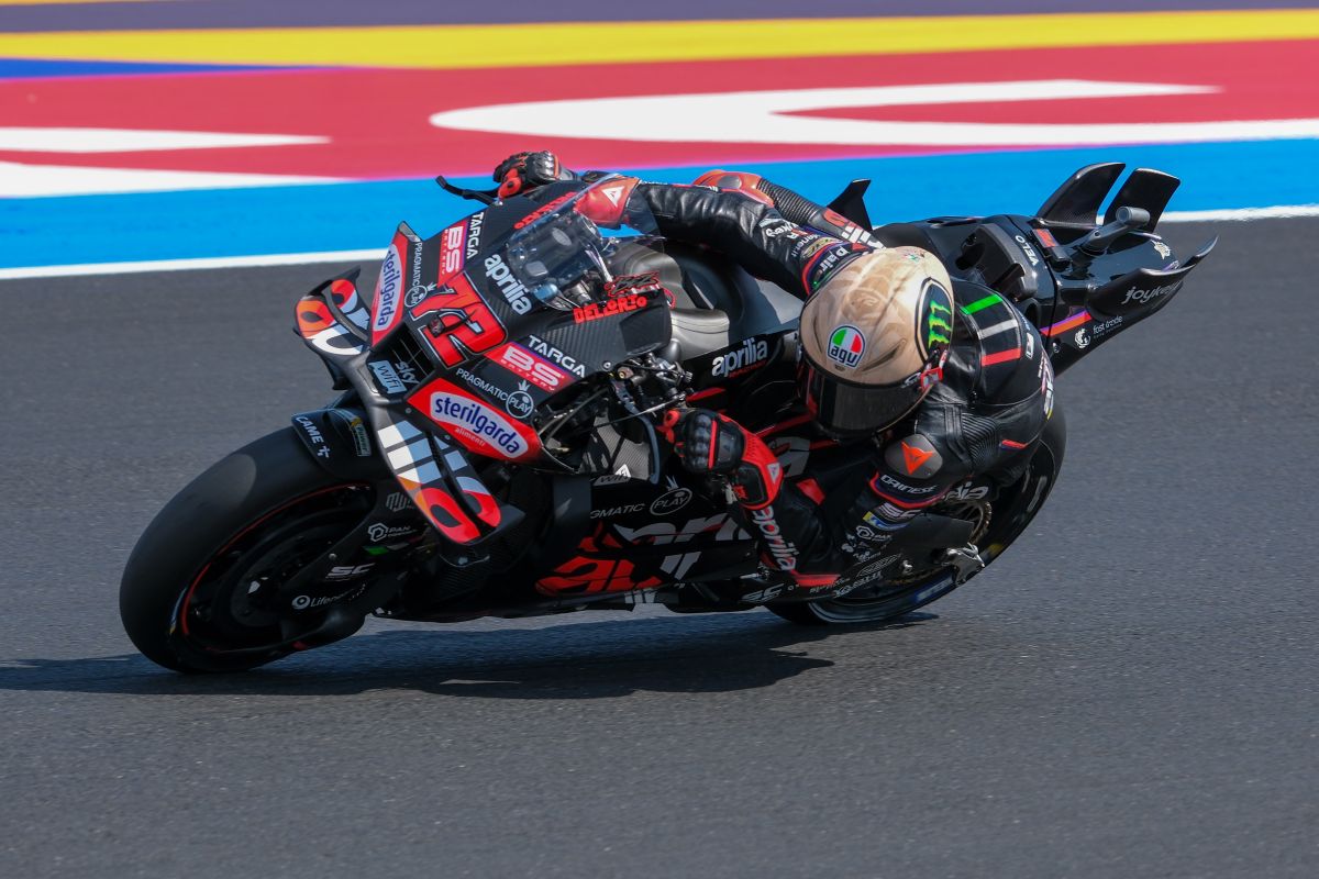 Bezzecchi domina il sabato di Misano: pole e sprint - 