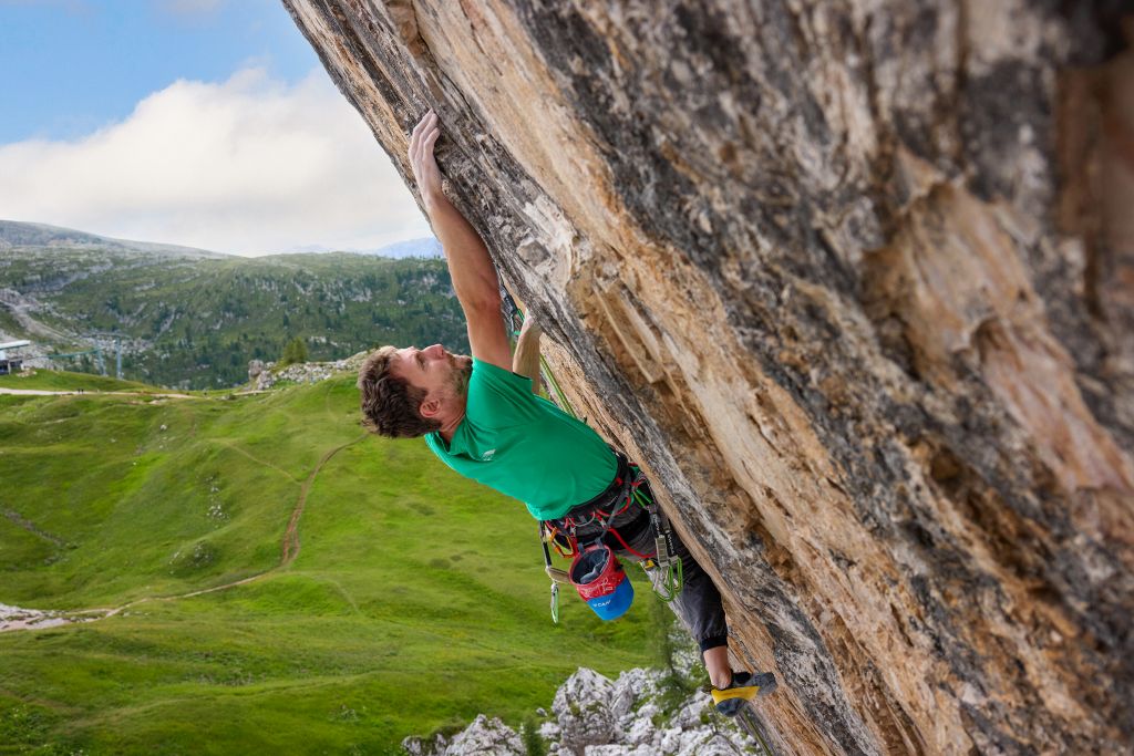 Arrampicata, sulle Dolomiti un’Esperienza Airbnb con Stefano Ghisolfi - 