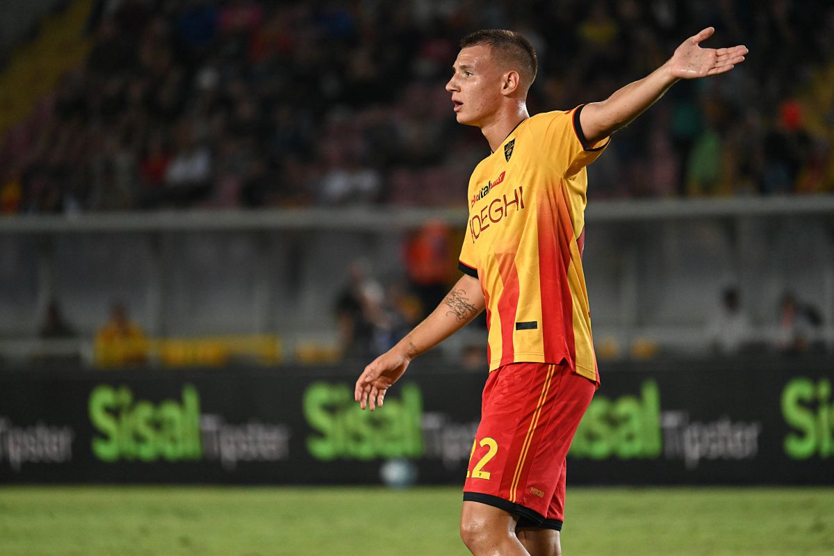 Prima gioia Camarda, il Lecce aggancia il Bologna in extremis - 