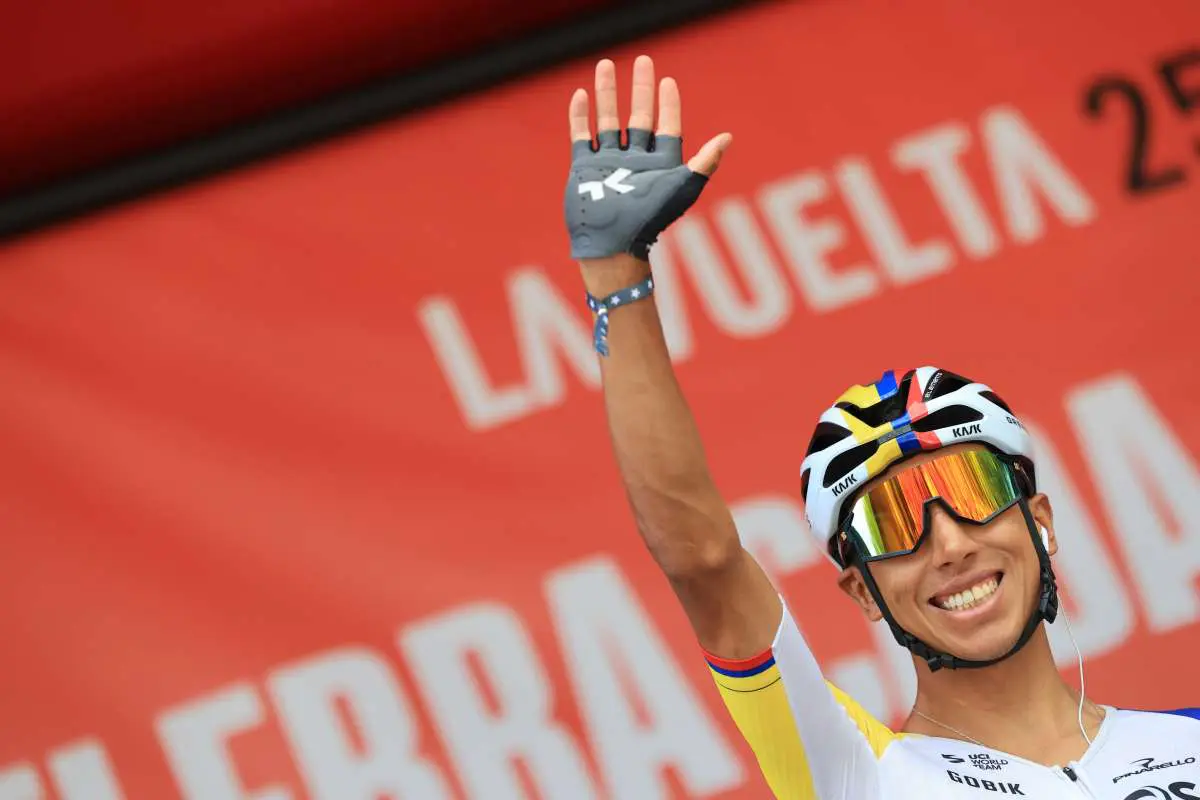 Bernal vince 16^ tappa della Vuelta, neutralizzazione ai -8 Km - 