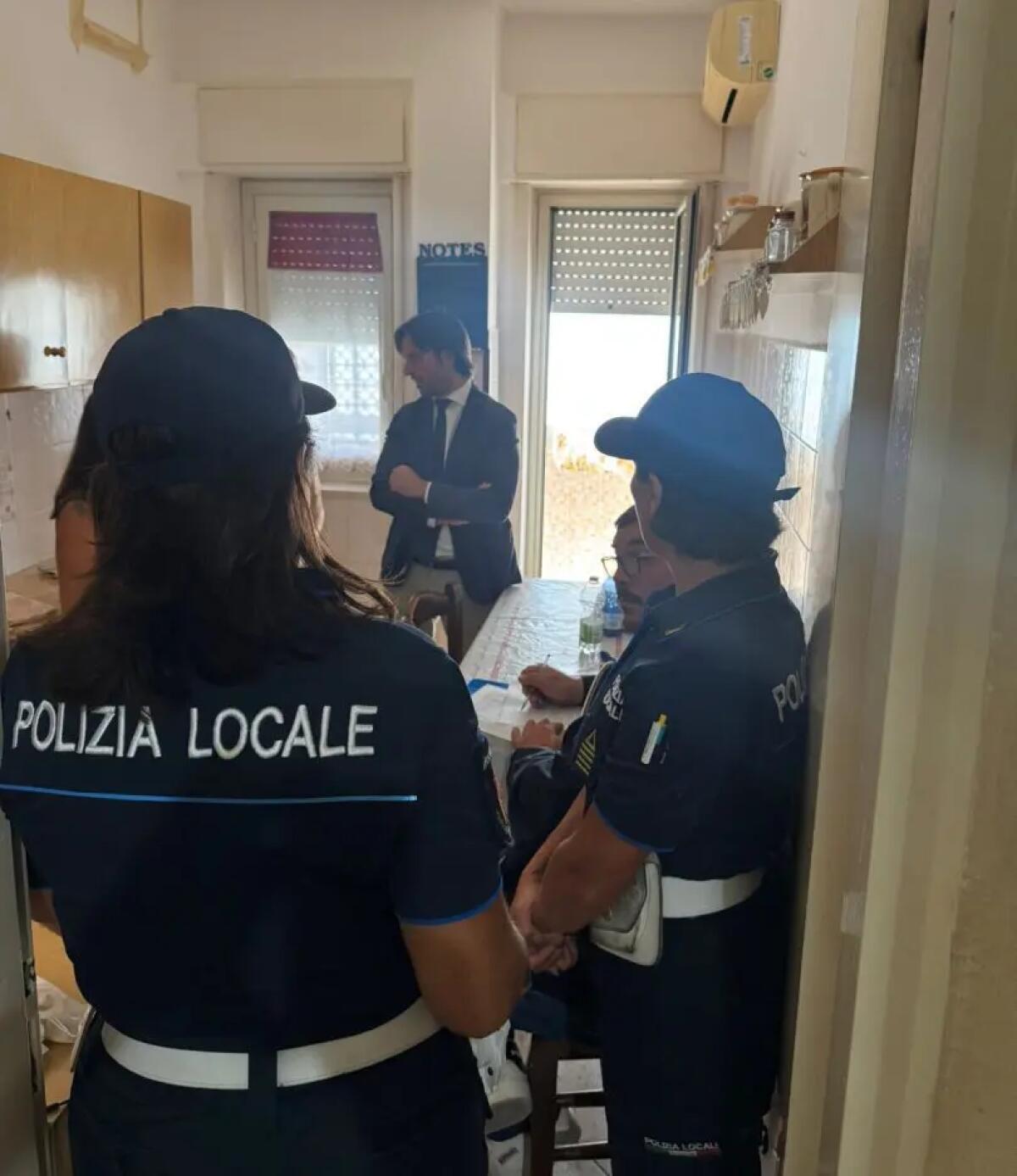 Quattro immobili popolari sono stati consegnati a Palermo ad altrettante famiglie iscritte nella lista dell’emergenza abitativa - 
