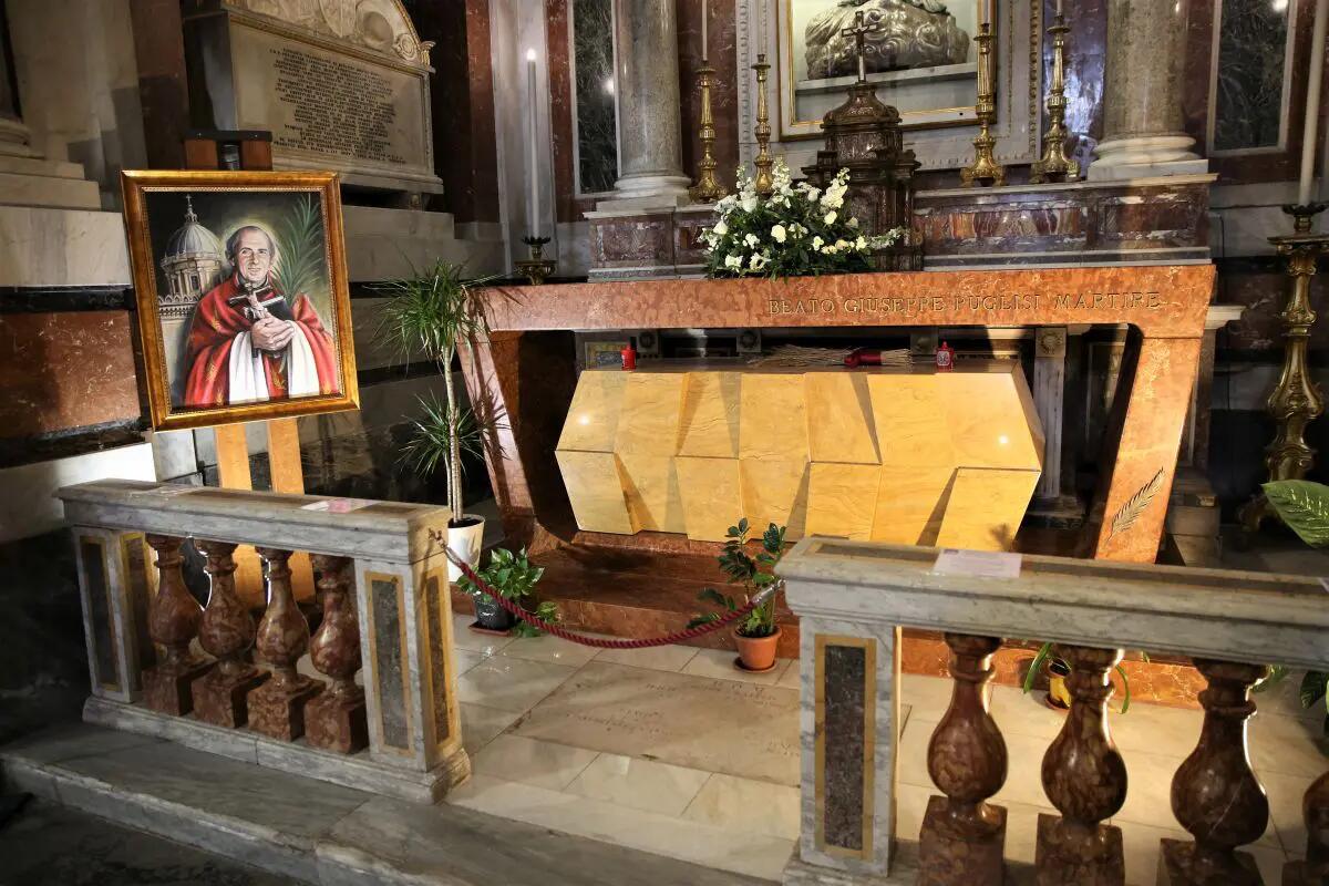 Palermo ricorda Don Puglisi, assassinato dalla mafia 32 anni fa - 