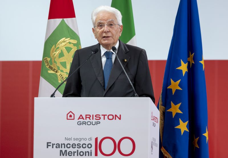 Mattarella “Crisi richiedono visione e coraggio, guardare avanti” - 