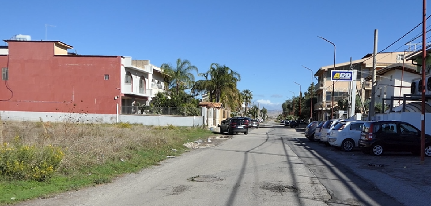 Via Barbabianca nel degrado: cittadini esasperati chiedono interventi - 