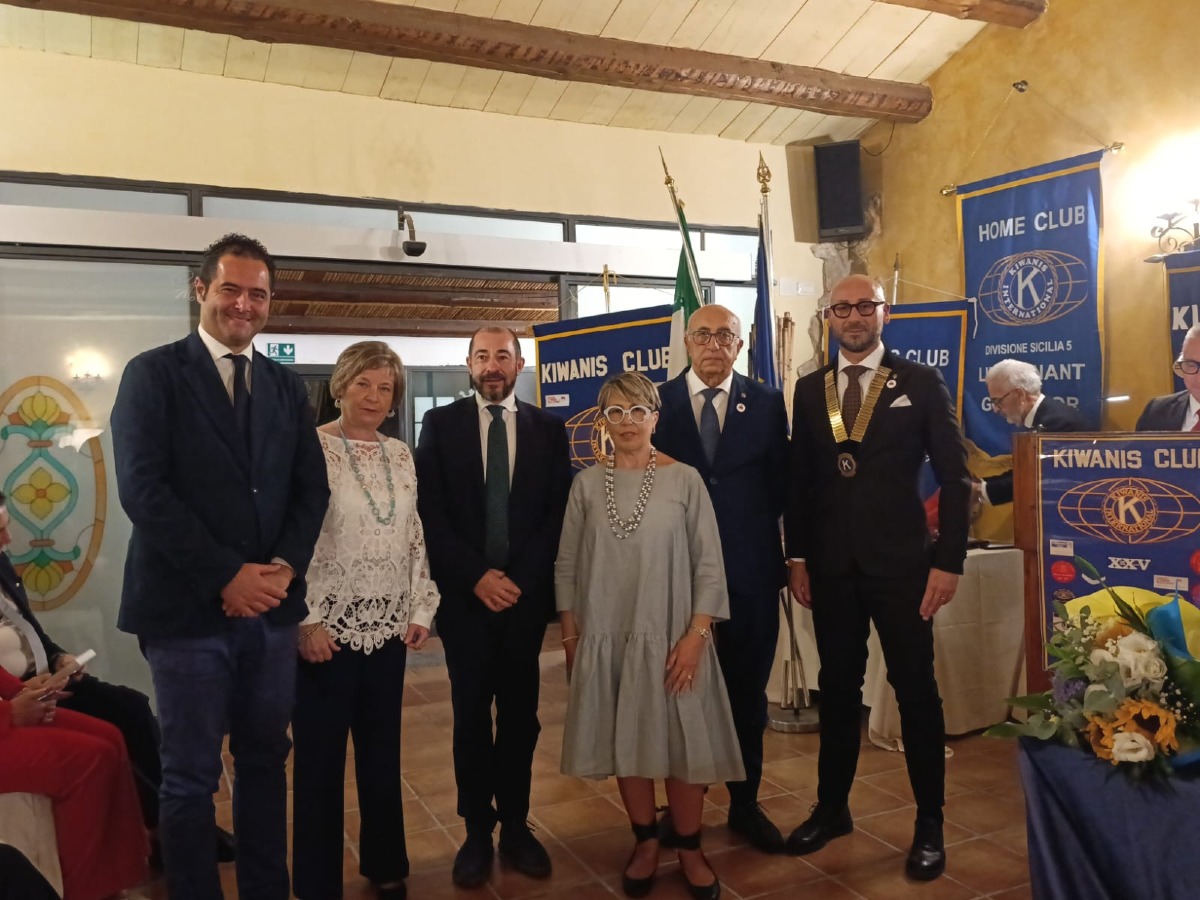 Passaggio della Campana al Kiwanis Club di Gela: Andrea Emmanuello nuovo Presidente  - 