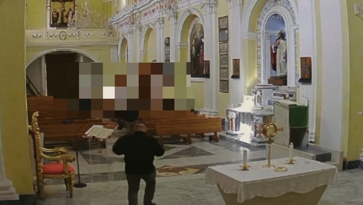 Aggressione a don Nunzio, associazione "Perseo": "Espressione di brutalità ma anche sintomo di disagio" - 