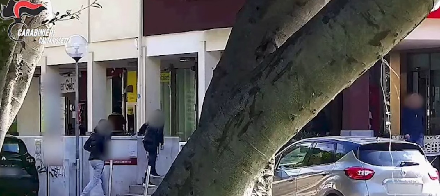 Droga, mafia e armi, dopo blitz "The wall" chiuse le indagini: Dda, "il capo era Ferrara" - 