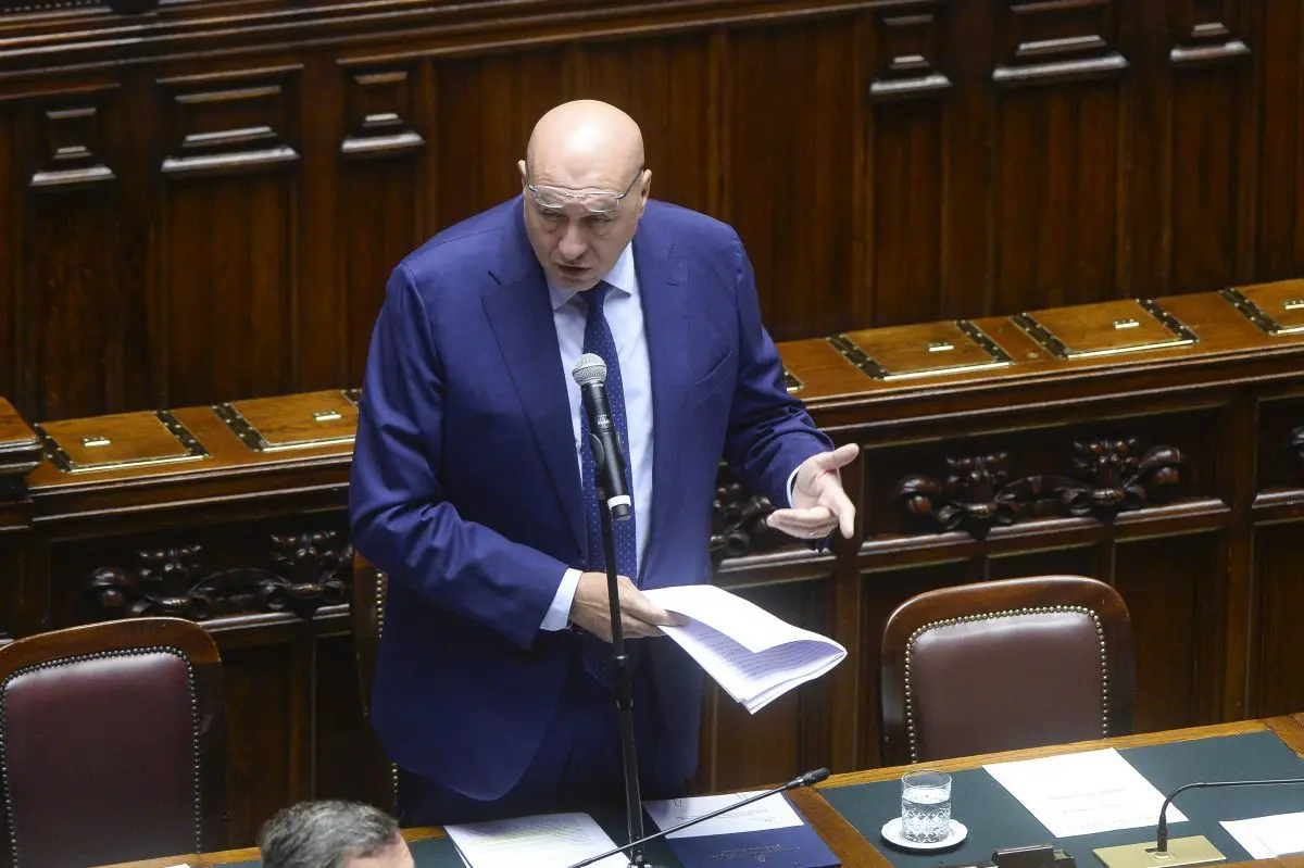 Crosetto operato al Fatebenefratelli, è in buone condizioni - 