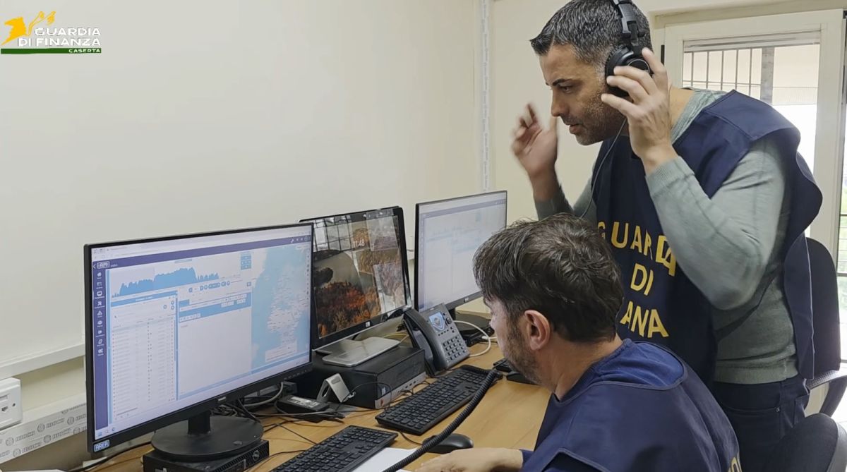 Camorra, 6 arresti per scambio elettorale a Santa Maria a Vico - 