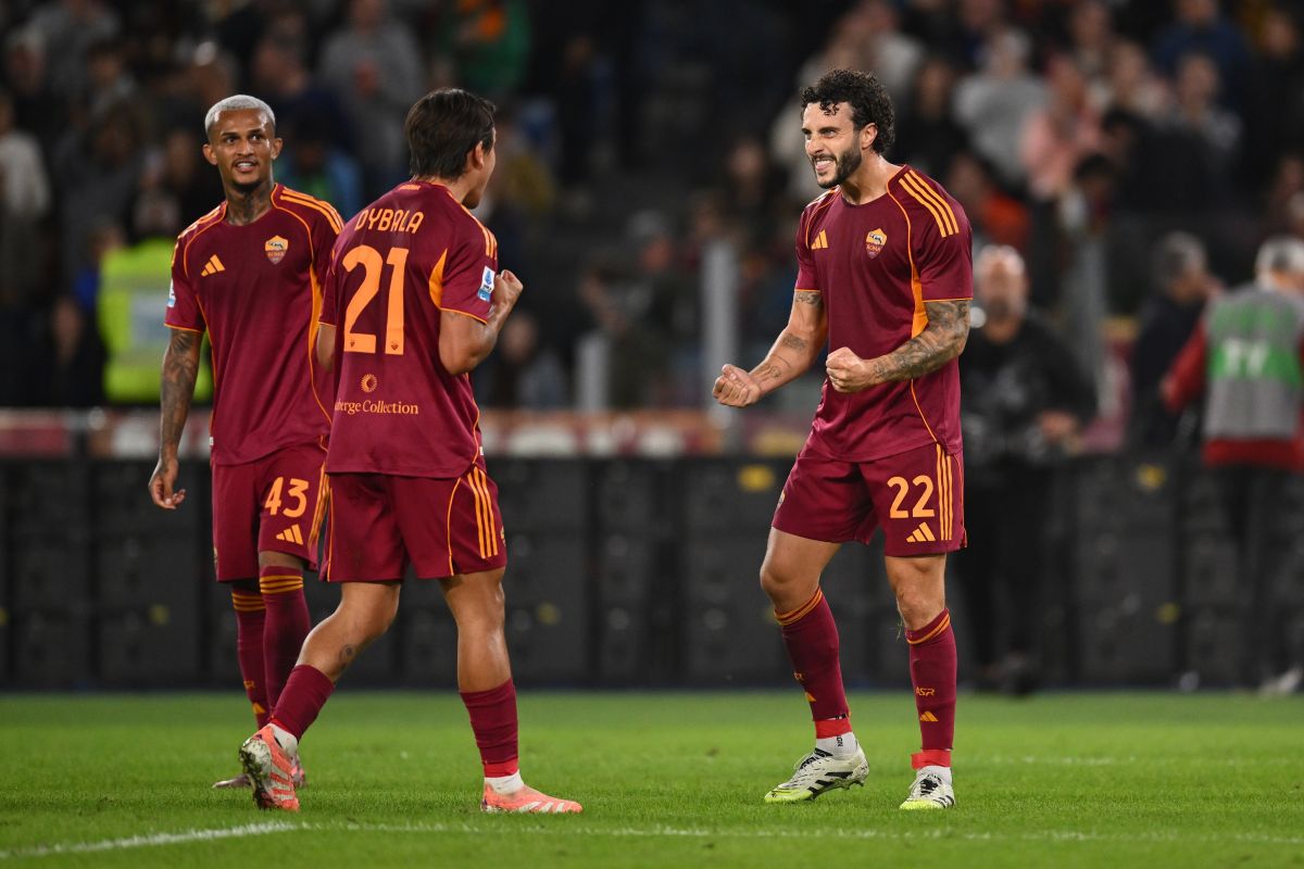 La Roma piega il Parma e festeggia: 2-1 e vetta della Serie A - 