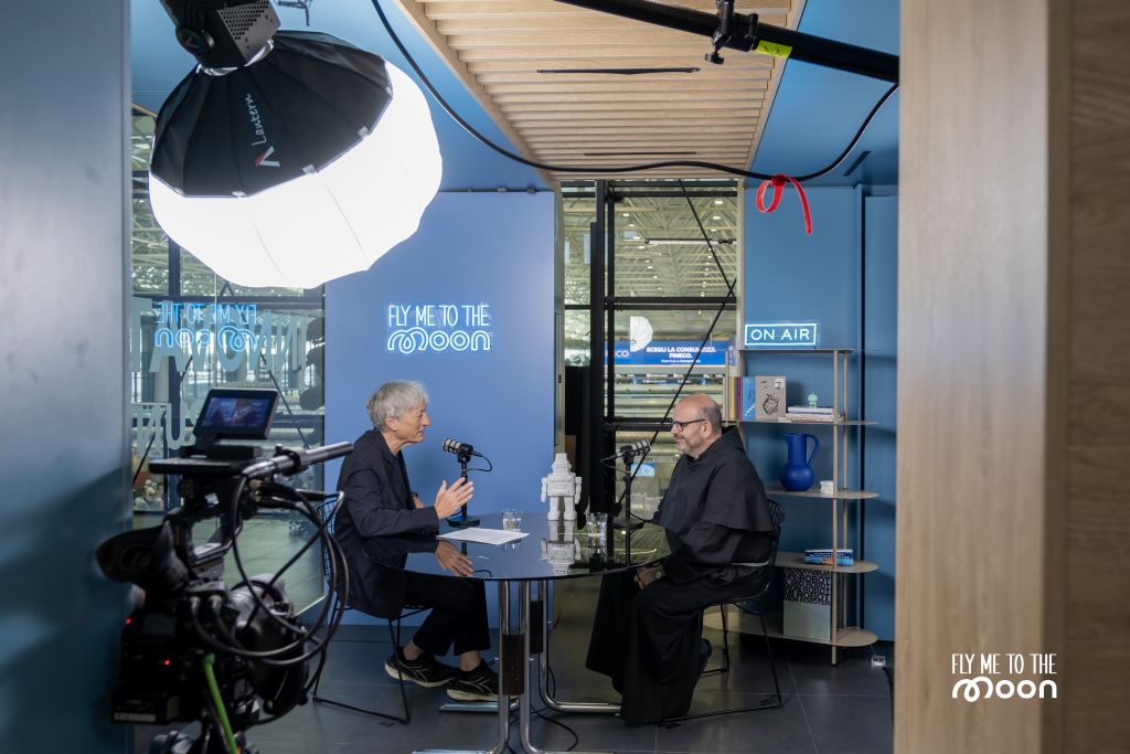 Mundys, al via la serie di podcast “Fly me to the Moon-Futuri in arrivo” - 