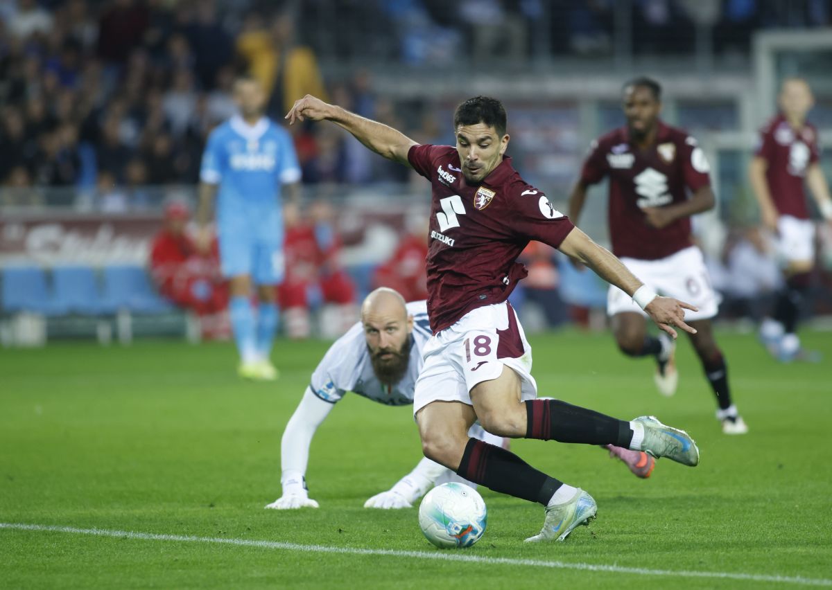 Decide Simeone, il Toro batte il Napoli con il gol del grande ex - 