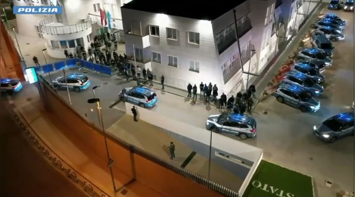 Maxi operazione contro lo spaccio di droga ad Andria, 30 arrestati - 