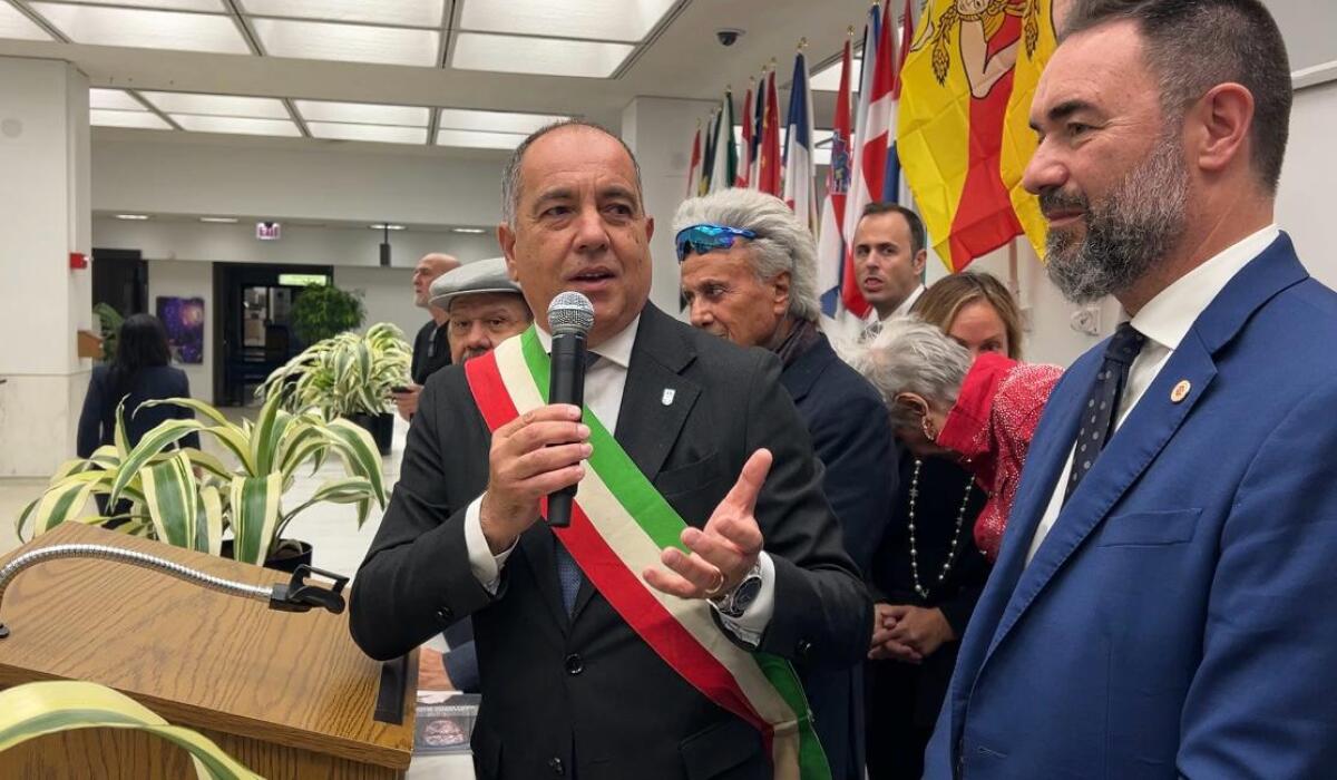 La mostra “Palermo rifiorisce con Santa Rosalia” fa tappa a Chicago - 