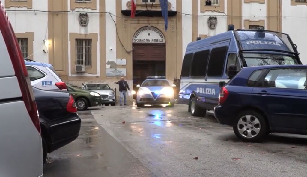 Imprenditori denunciano pizzo, due arresti a Palermo - 