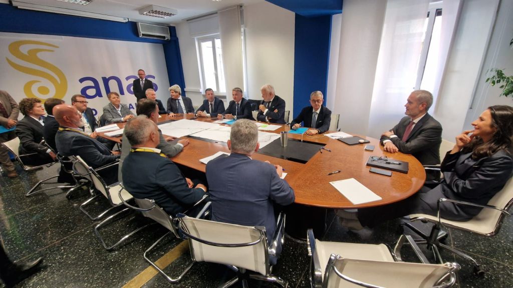 Aurelia Bis, in Liguria Anas riaffida i lavori senza una nuova gara - 