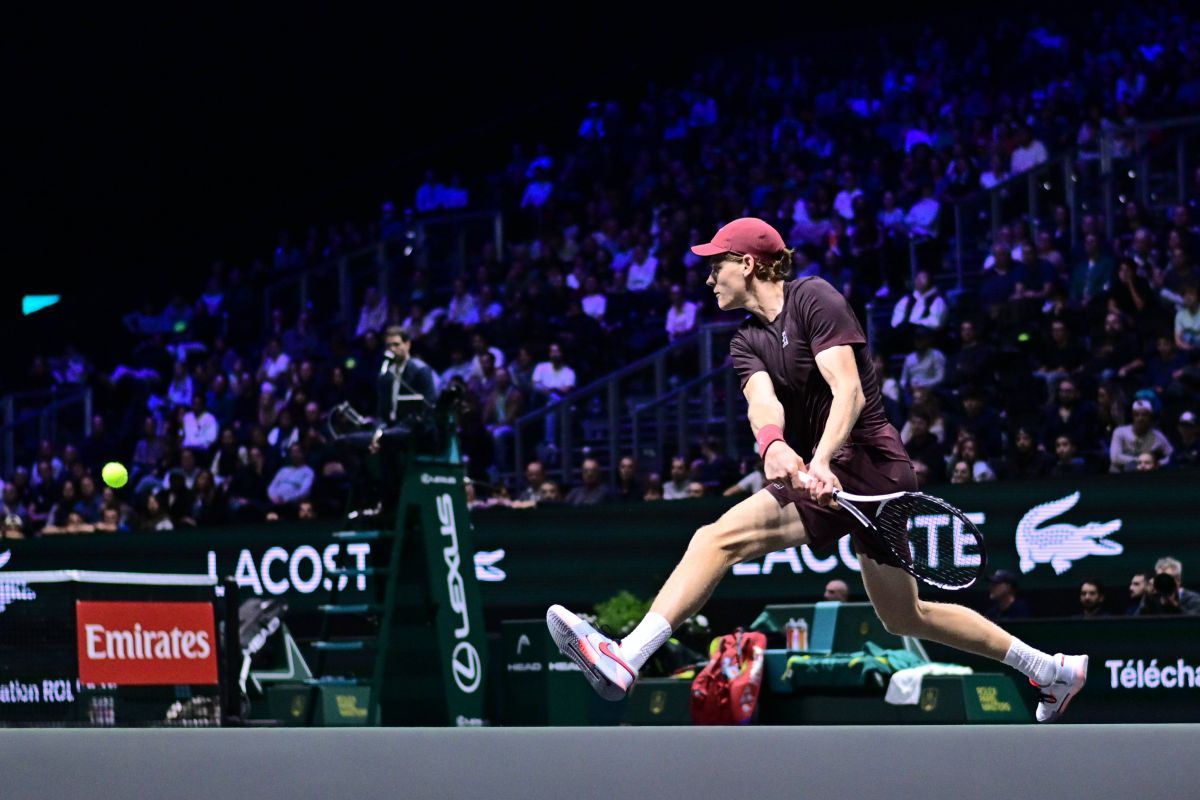 Sinner piega Shelton e vola in semifinale a Parigi indoor - 