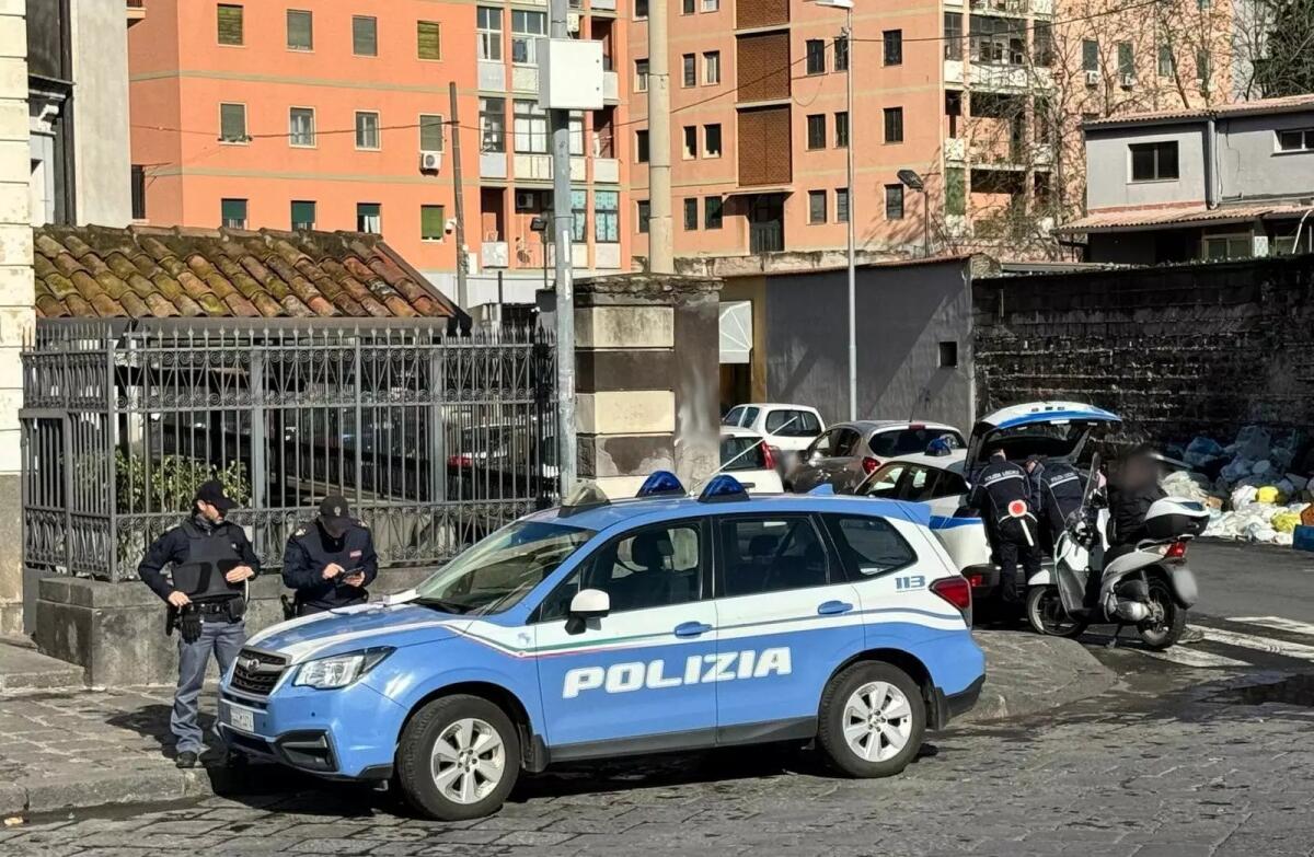 Botte e minacce ai genitori, arrestato dalla Polizia un 31enne catanese - 