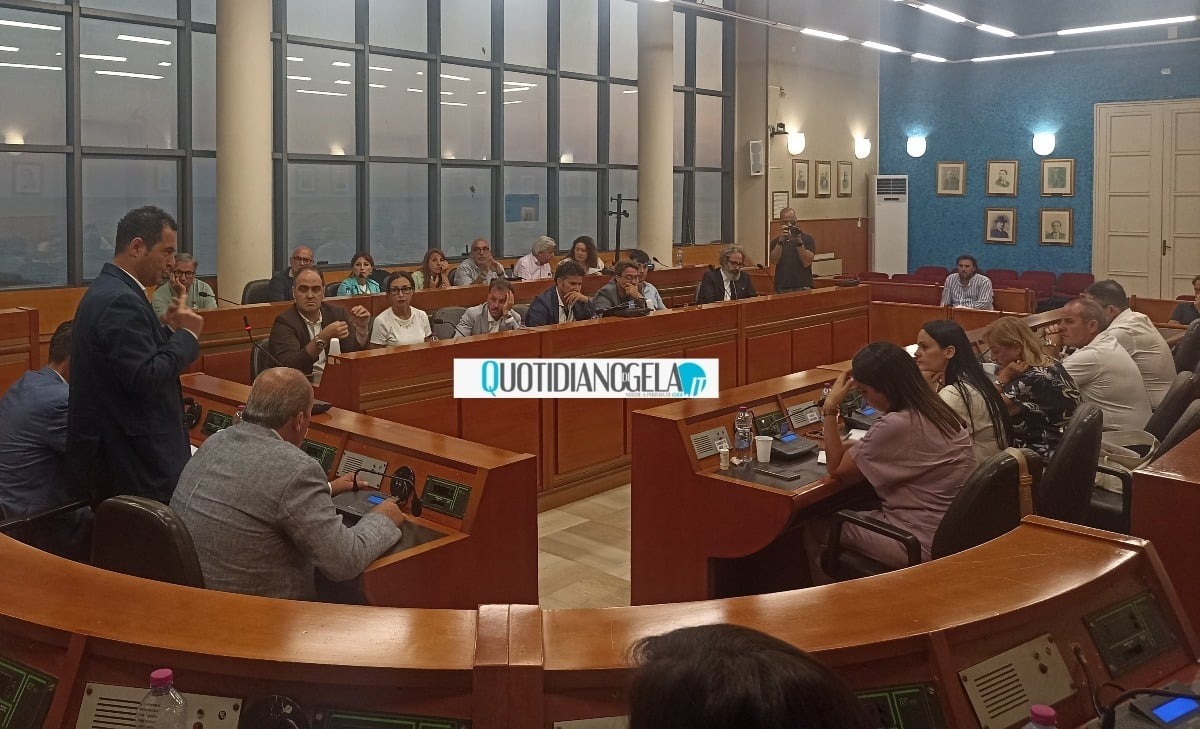 Consiglio, si torna in aula: anche variazioni per le terre armate e la "Solito" - 