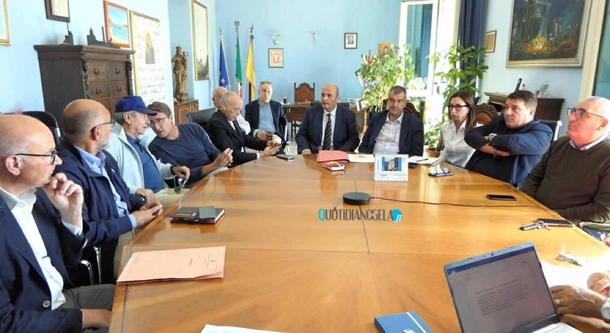 Area crisi, dopo il tavolo in municipio convocato gruppo coordinamento e controllo con Regione e ministero - 