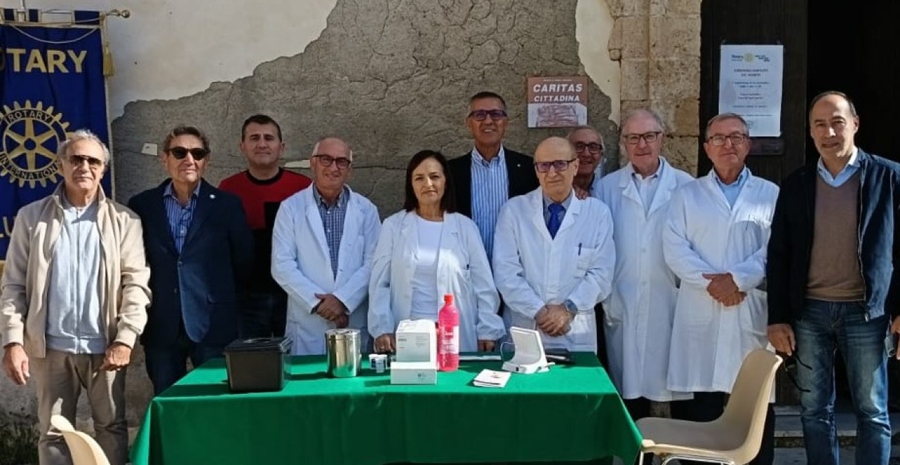 Grande partecipazione alla giornata di screening gratuito del diabete promossa dal Rotary Club - 