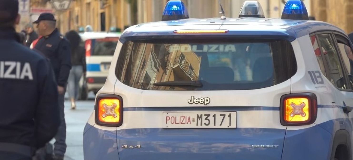 Tentò la rapina in una gioielleria, titolare sentita: "L'ho disarmato e poi ha desistito" - 