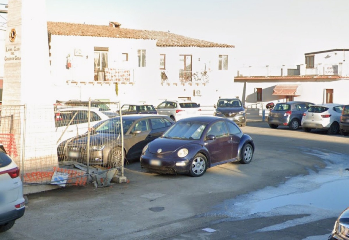 Piazza Enrico Mattei "simbolo di abbandono": Cavallo, "nulla è stato fatto" - 
