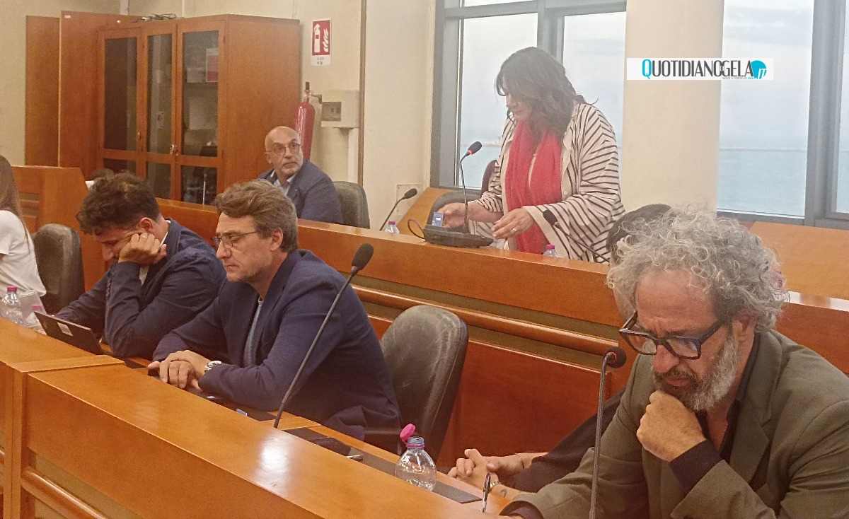 Fondi per i progetti "Metro plus", in aula le variazioni di bilancio: anche l'atto sulla "Solito" - 
