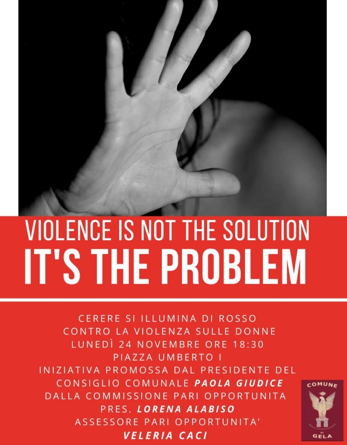 La statua di Cerere illuminata di rosso contro la violenza sulle donne  - 