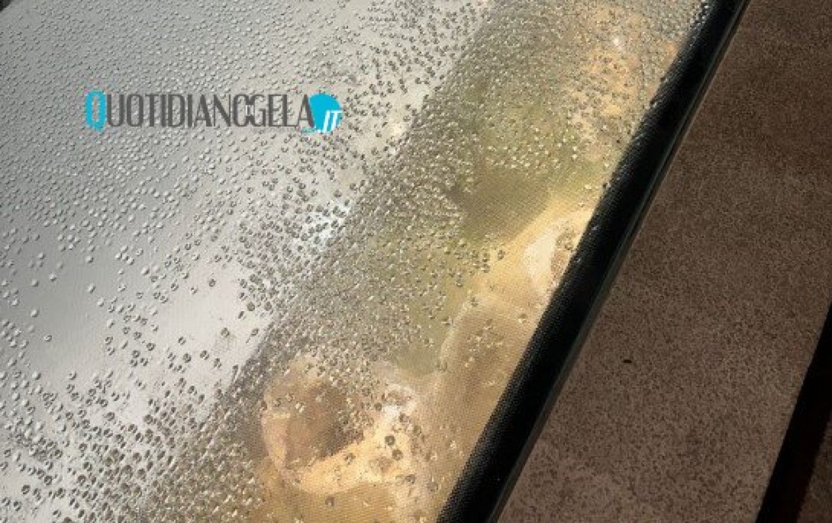 Necropoli via Di Bartolo, impossibile visionare i reperti: condensa avvolge la copertura  - 