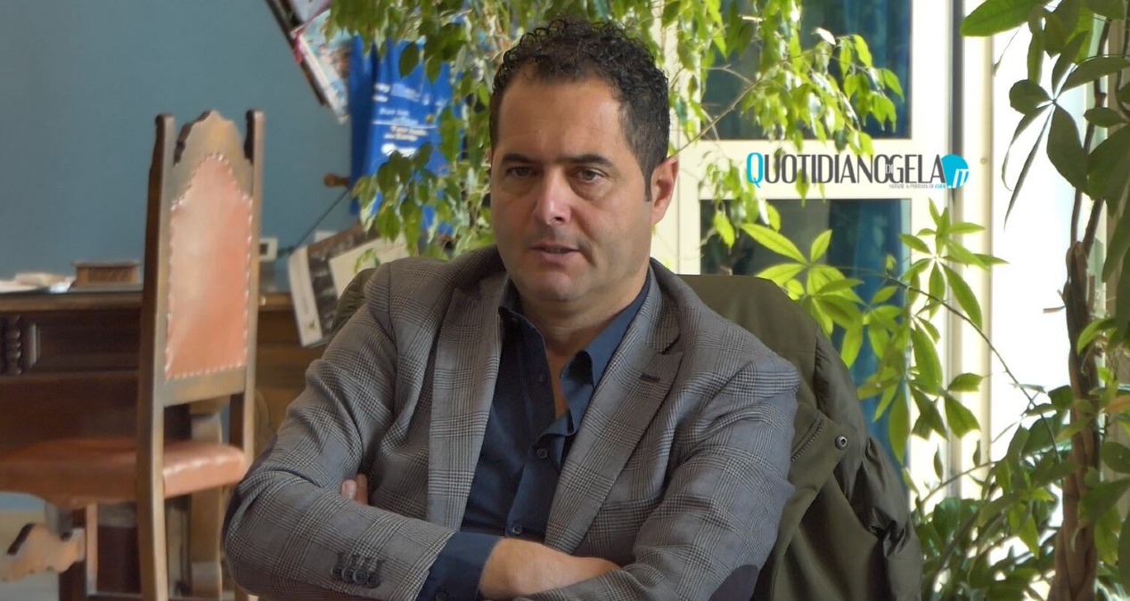 "Da De Luca? Era il minimo, non mi trascinino in dinamiche regionali", Di Stefano: "Verifica solo se mi sarà chiesta" - 