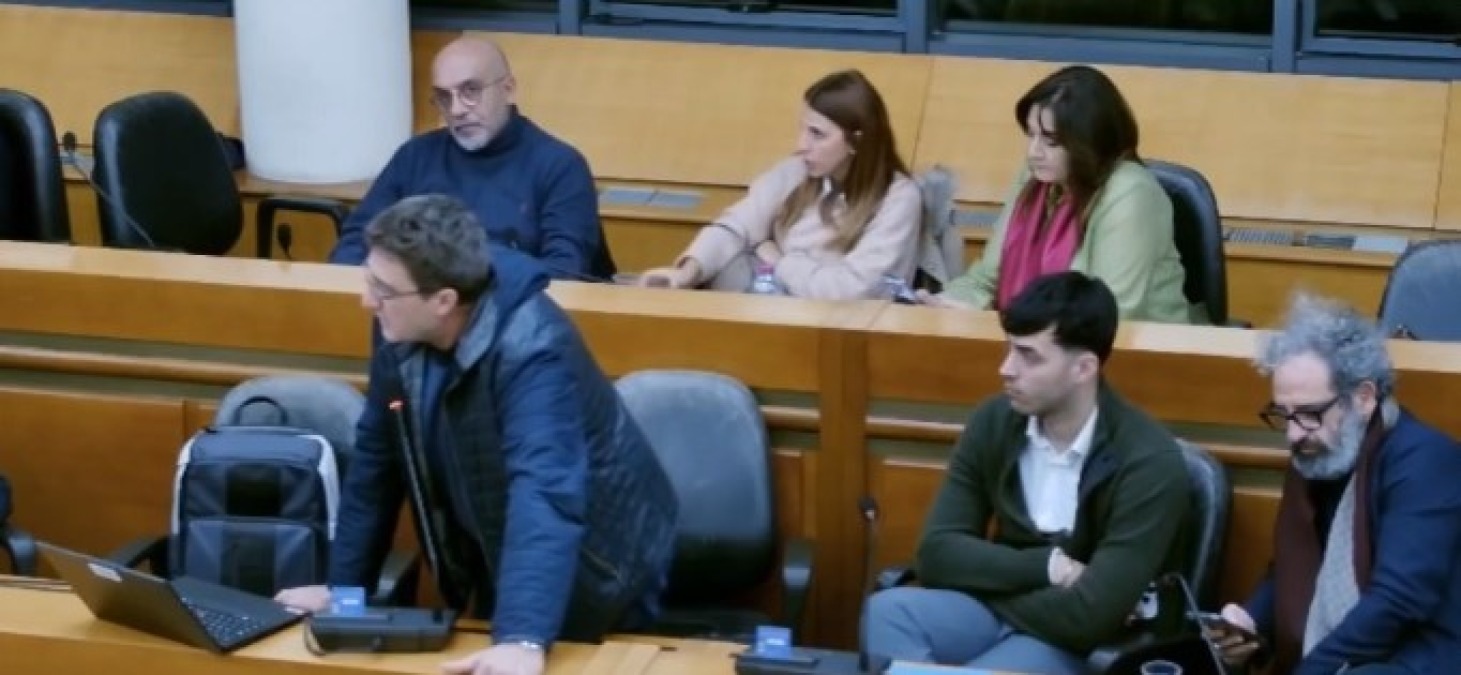 Ok variazioni progetti "Metro plus", passa atto "Solito": in maggioranza non mancano le frecciate interne - 